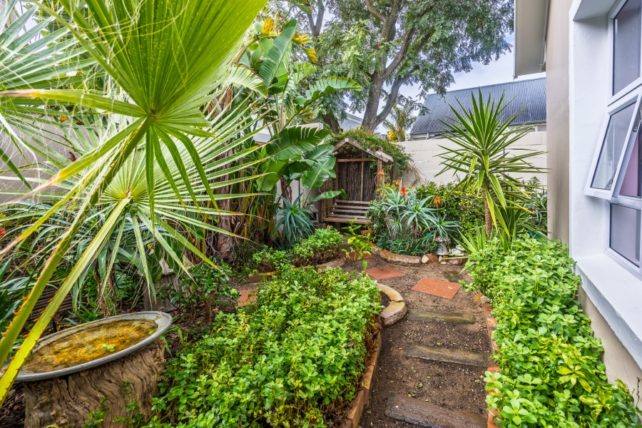 4 Bedroom Property for Sale in Zevendal Western Cape